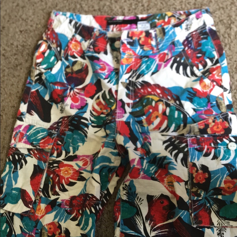 Roca wear shorts size 32 new!